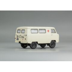 1:43 Масштабная модель Советский автомобиль тип 450A «Скорая Медицинская Помощь» (интерьер гражданской скорой) - г. Аксай - 1967 г.