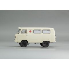 1:43 Масштабная модель Советский автомобиль тип 450A «Скорая Медицинская Помощь» (интерьер гражданской скорой) - г. Аксай - 1967 г.