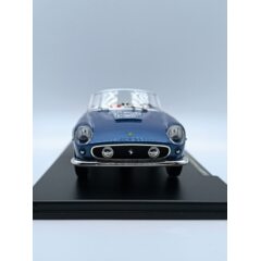 1:24 Масштабная модель FERRARI 250 California 1957 Blue