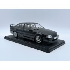 1:24 Масштабная модель OPEL Omega Evolution 500 1991 Black