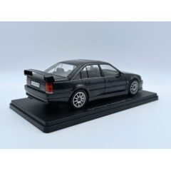 1:24 Масштабная модель OPEL Omega Evolution 500 1991 Black