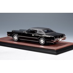 1:43 Масштабная модель LINCOLN Continental Continental Mark IV 1972 Black
