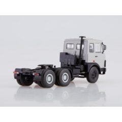 1:43 Масштабная модель МАЗ-6422 (ранний) седельный тягач, серый
