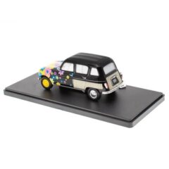 1:43 Масштабная модель RENAULT 4 Bi-Face 2011