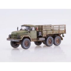 1:72 Сборная модель ЗИЛ-131 бортовой