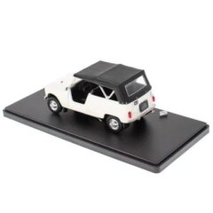 1:43 Масштабная модель RENAULT 4 Sinpar Torpedo 1964 White
