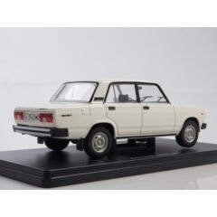 1:24 Легендарные Советские Автомобили №57 – Волжский-2105 “Жигули”