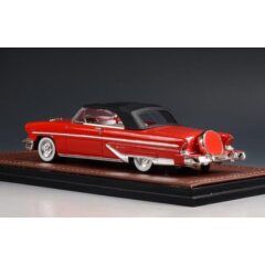1:43 Масштабная модель LINCOLN Capri Convertible (закрытый) 1955 Red
