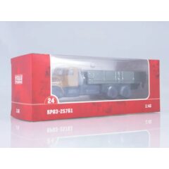 1:43 Масштабная модель КРАЗ-257Б1 бортовой