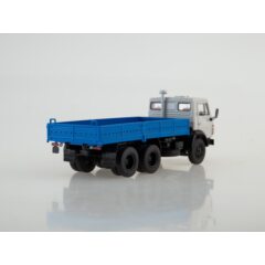 1:43 Масштабная модель КАМАЗ-5320 бортовой (серый/синий)