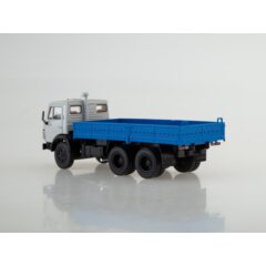 1:43 Масштабная модель КАМАЗ-5320 бортовой (серый/синий)