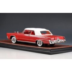 1:43 Масштабная модель CHRYSLER Imperial Crown Convertible (закрытый) 1964 Red