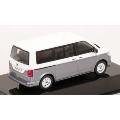 1:43 Масштабная модель VW T6 Multivan 2017 White/Grey Metallic