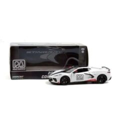 1:24 Масштабная модель CHEVROLET Corvette C8 Stingray Coupe Road America Official Pace Car 2020