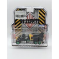 1:64 Масштабная модель MACK Granite бетономешалка 2019 Black with Flames (Greenlight!!!)