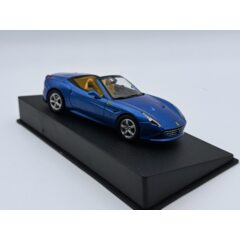 1:43 Масштабная модель FERRARI California T 2014 Blue