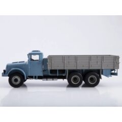 1:43 Масштабная модель Tatra 111R бортовой