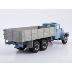 1:43 Масштабная модель Tatra 111R бортовой