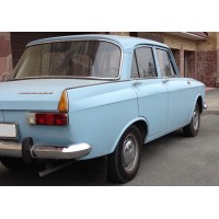 1:43 Масштабная модель Ижевский автомобиль - 412ИЭ 1979 г.
