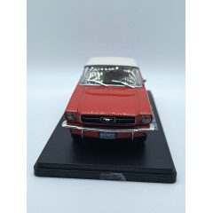 1:24 Масштабная модель FORD Mustang (1965), red / white