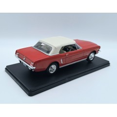 1:24 Масштабная модель FORD Mustang (1965), red / white