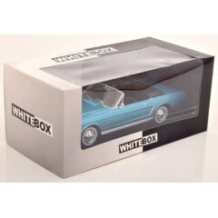 1:24 Масштабная модель FORD Mustang Convertible 1965 Metallic Light Blue