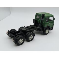 (Уценка!) 1:43 Масштабная модель МАЗ-6422 седельный тягач, зеленый