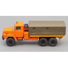 1:43 Масштабная модель КРАЗ 260 бортовой с тентом (1979), оранжевый