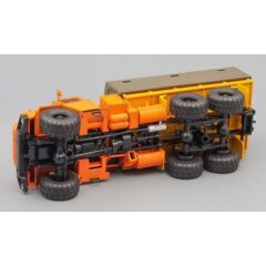 1:43 Масштабная модель КРАЗ 260 бортовой с тентом (1979), оранжевый