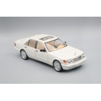 1:24 Модель Mercedes-Benz W140, белый, 21 см