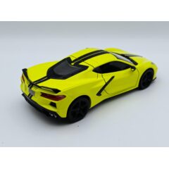 1:24 Масштабная модель CHEVROLET Corvette Z51 Stingray Coupe (2020), Yellow