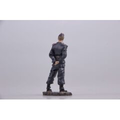 1:32 Фигурка Командир танка