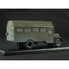 1:43 Масштабная модель Автомобильная кислородная станция АКДС на шасси МАЗ-200 (со следами эксплуатации)