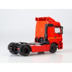 1:43 Масштабная модель КАМАЗ-5490 седельный тягач (красный)