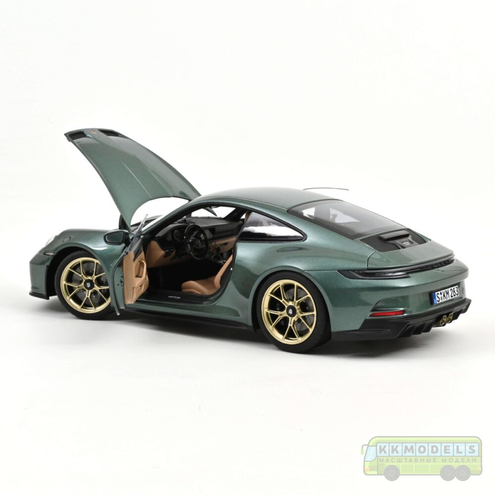 1:18 Масштабная модель PORSCHE 911 GT3 Touring (992) 2021 Malachite Green