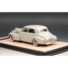 1:43 Масштабная модель CADILLAC Fleetwood Sixty Special 1940 Gray