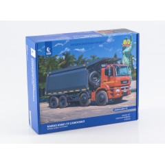 1:43 Сборная модель КАМАЗ-65801-T5 самосвал