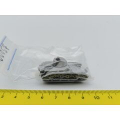 1:100 Сборная модель Французский лёгкий танк Renault AMR35 ZT1b
