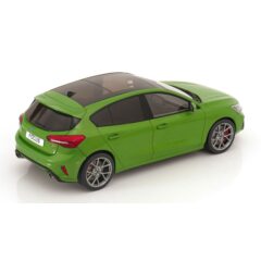 1:18 Масштабная модель FORD Focus ST 2022 Green Metallic