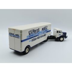 1:43 Масштабная модель BERNARD 150mb Truck Semi-frigo Express Maree Transports (1951), Cream Blue