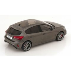 1:18 Масштабная модель FORD Focus ST 2022 Grey Metallic