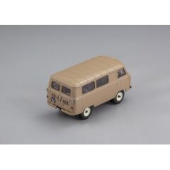 1:43 Масштабная модель Советский автомобиль тип 450A, Ведомственный автобус, г. Ленинград, 1965 г.