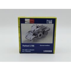 1:100 Сборная модель Французский бронеавтомобиль Panhard 178B