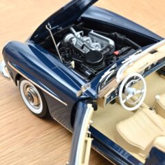 1:18 Масштабная модель MERCEDES-BENZ 190SL Cabriolet (W121) 1957 Middle Blue