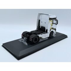 1:43 Масштабная модель седельный тягач MAN TGX XXL 18.510 EvoLion 2020 White/Black