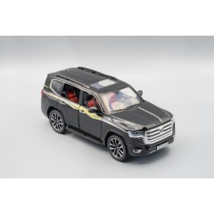 1:24 Модель Toyota Land-Cruiser 300, чёрный, 2022г. 70th Anniversary