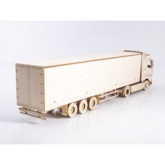 1:35 Сборная модель КАМАЗ-54901 с полуприцепом НЕФАЗ-93341