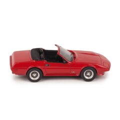 1:43 Масштабная модель FERRARI 365 GTB-4 NART Spider Michelotti 1972 Red