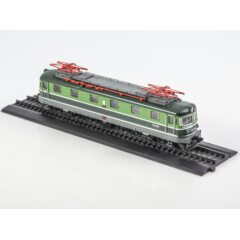 1:87 Наши поезда №17 - Пассажирский электровоз ЧС2