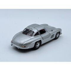1:43 Масштабная модель MERCEDES-BENZ 300SL (W198) 1954 Silver
